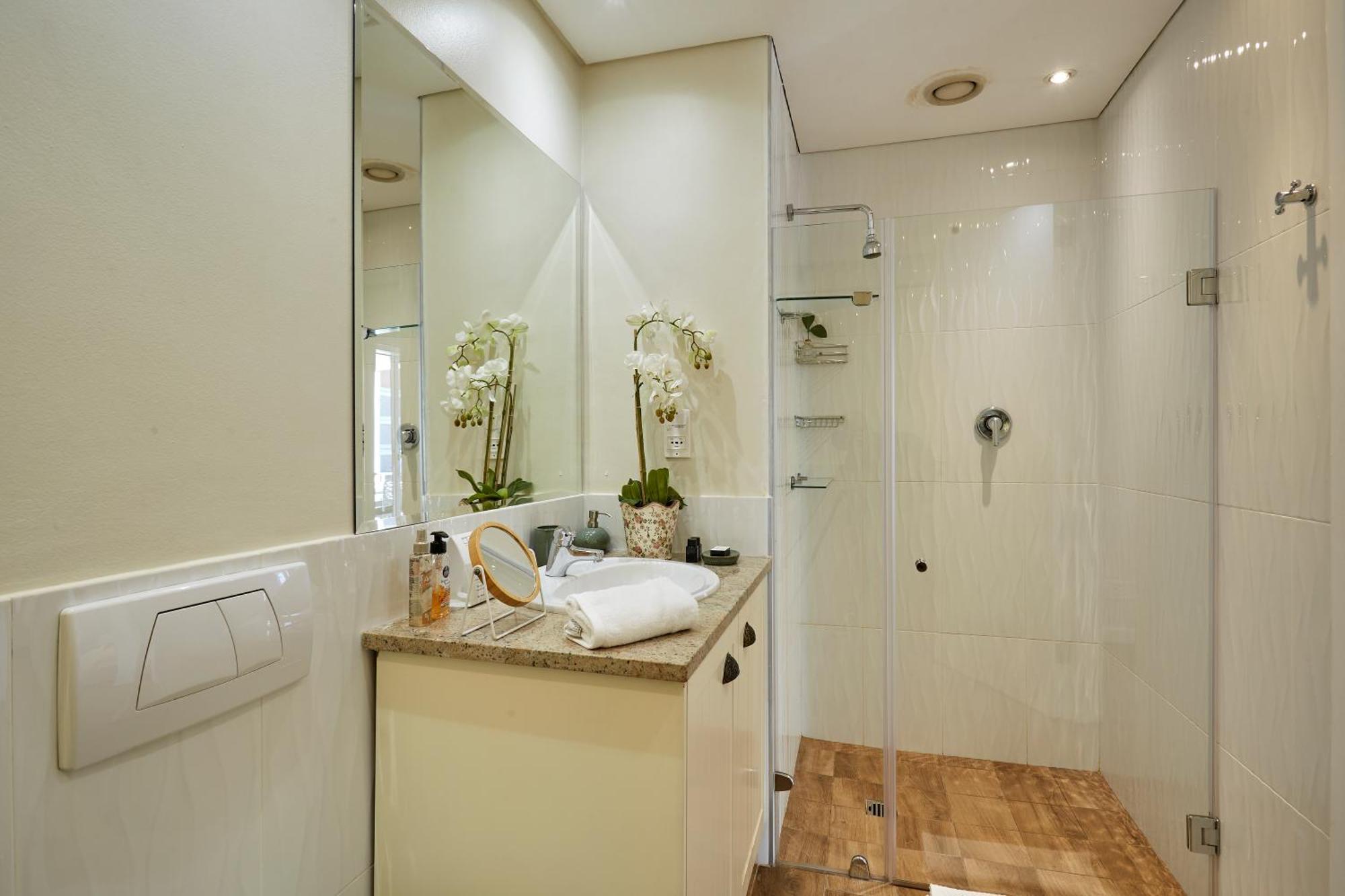Parama 102 Cape Town Exterior photo